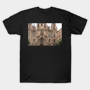 Facade of Barcelona Cathedral T-Shirt